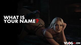 Slender beauty Emma Hix spread her tight pussy for huge cock BTS – Spizoo